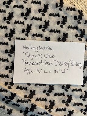 Disney Lightweight Mickey Mouse Wrap- White & Black